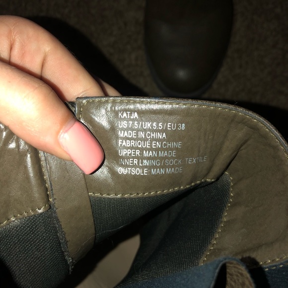 JustFab Olive Green Heeled Above Ankle Booties! - Picture 7 of 8